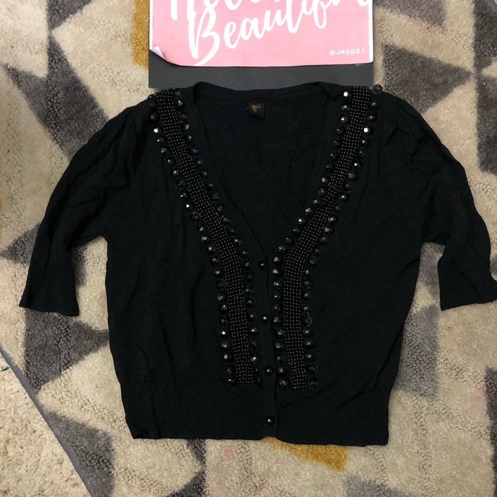 DONATED TO STUDENTS IN NEED✨Black Cropped Sweater with Sequins✨